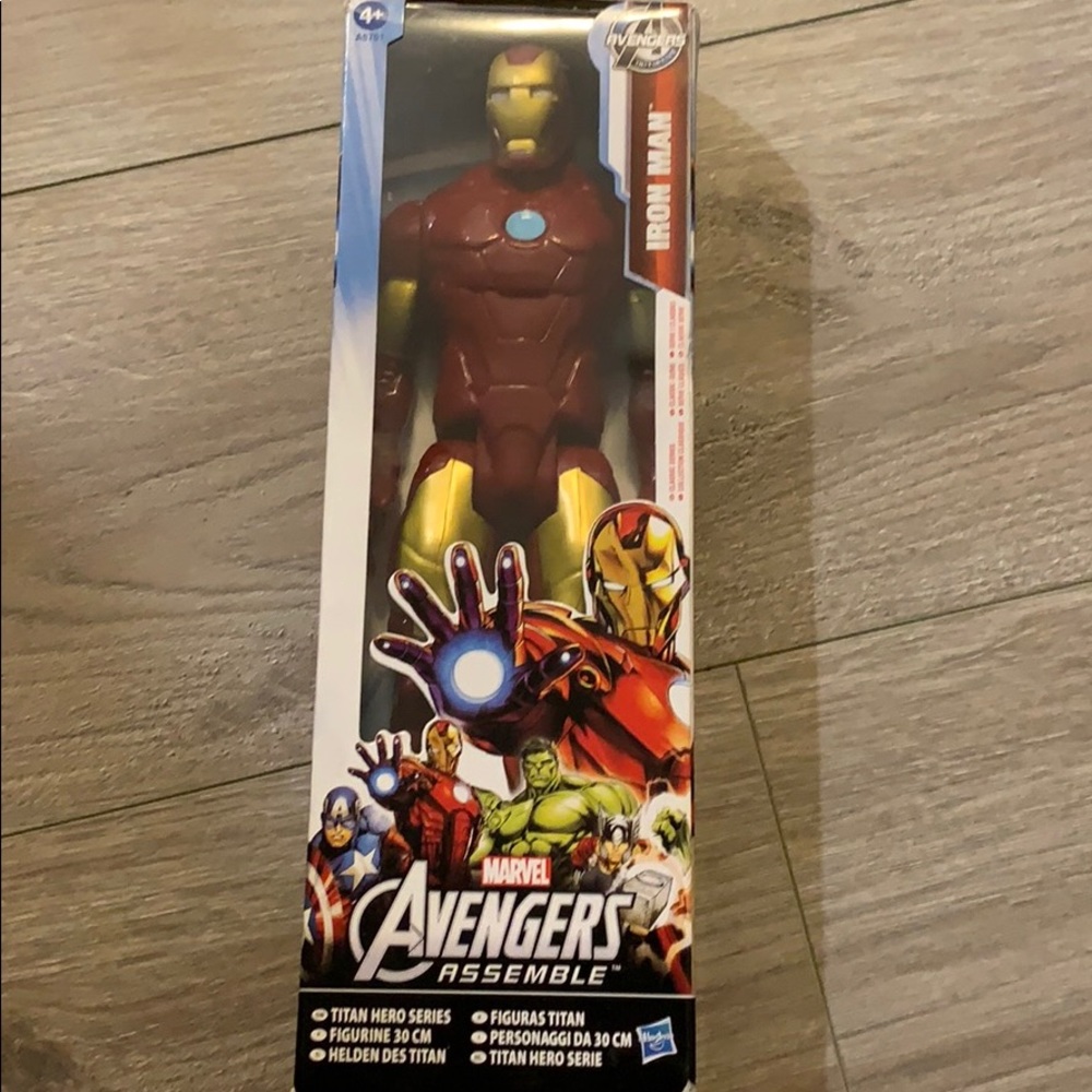 Avengers Titan 12 Inch  Marvel Avengers Iron Man